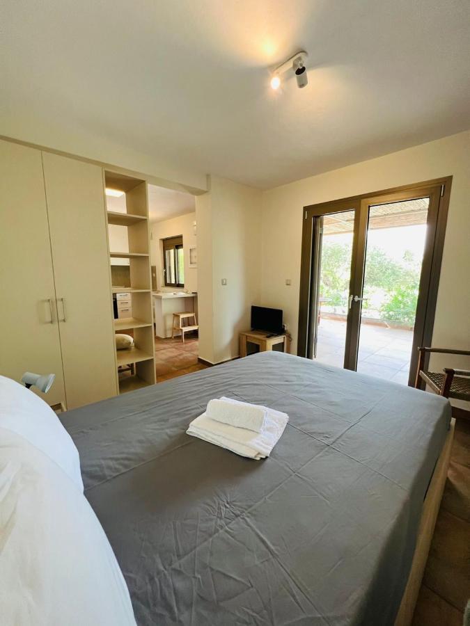 Gargarou Residences Kómboi Dış mekan fotoğraf