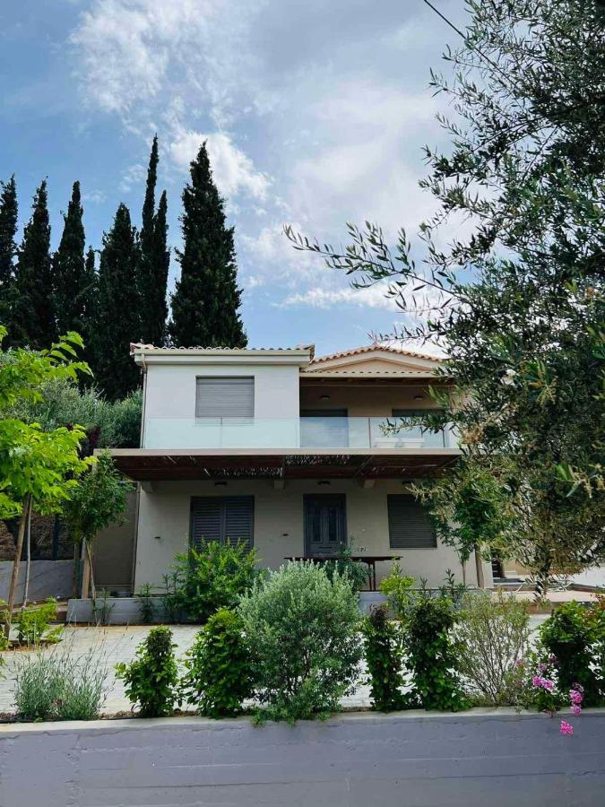 Gargarou Residences Kómboi Dış mekan fotoğraf